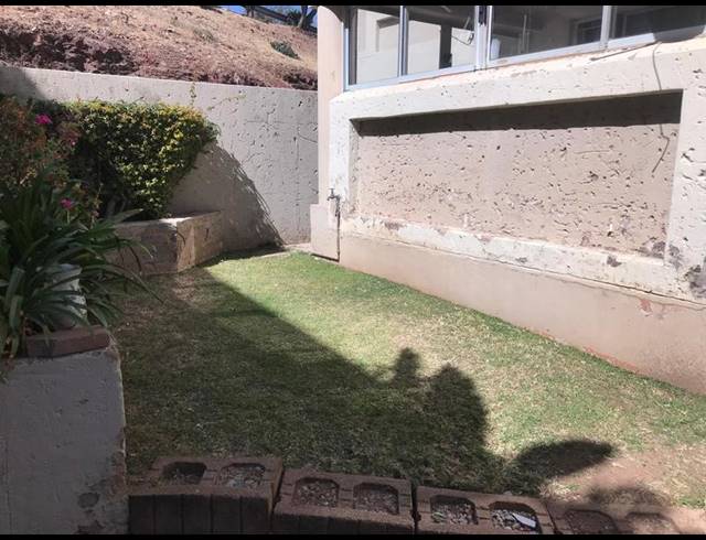 2 BEDROOM APARTMENT FOR SALE IN WESTCLIFF